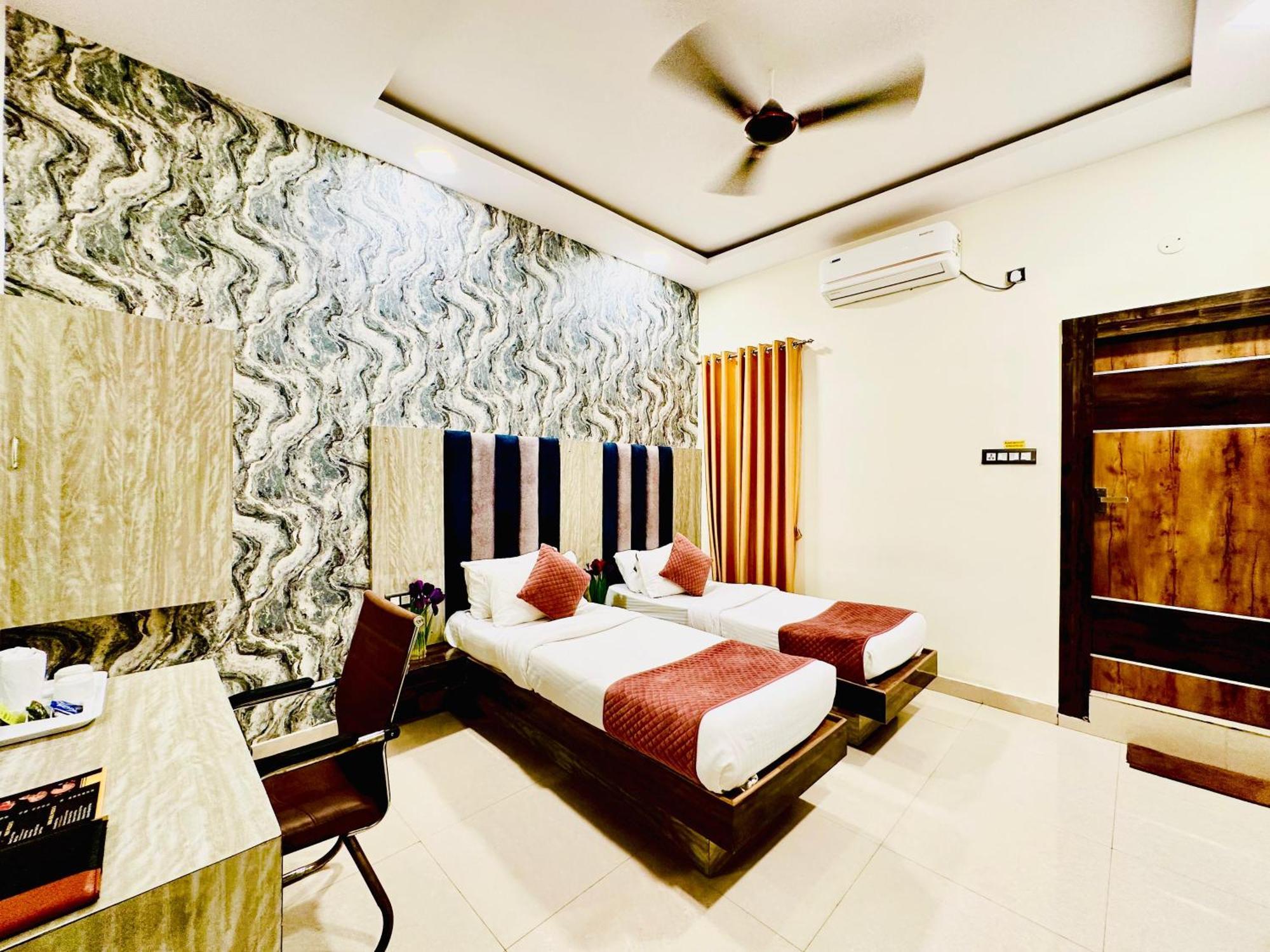 Hotel Sky International- Airport Zone Hyderabad Shamshabad Bagian luar foto