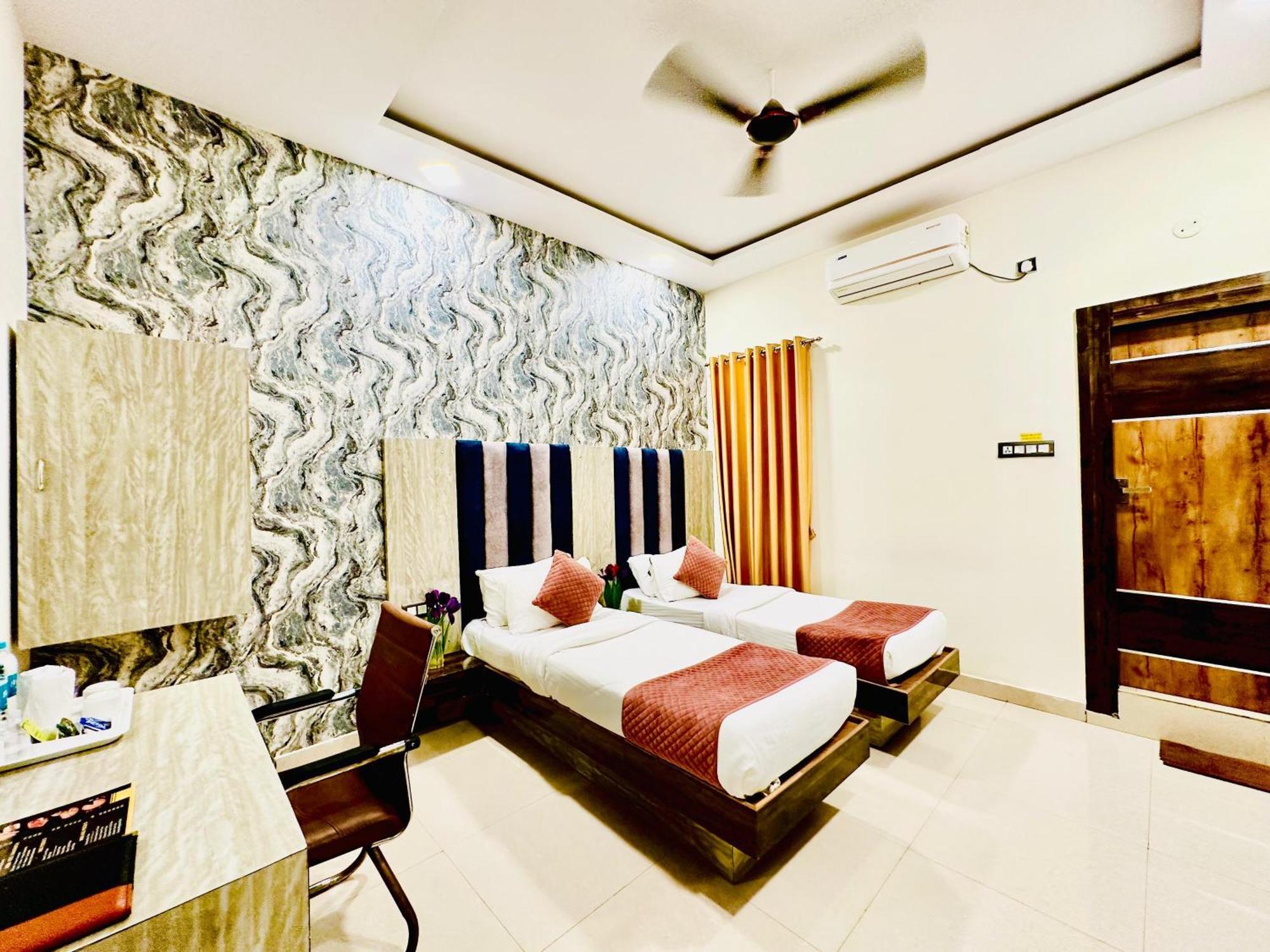 Hotel Sky International- Airport Zone Hyderabad Shamshabad Bagian luar foto