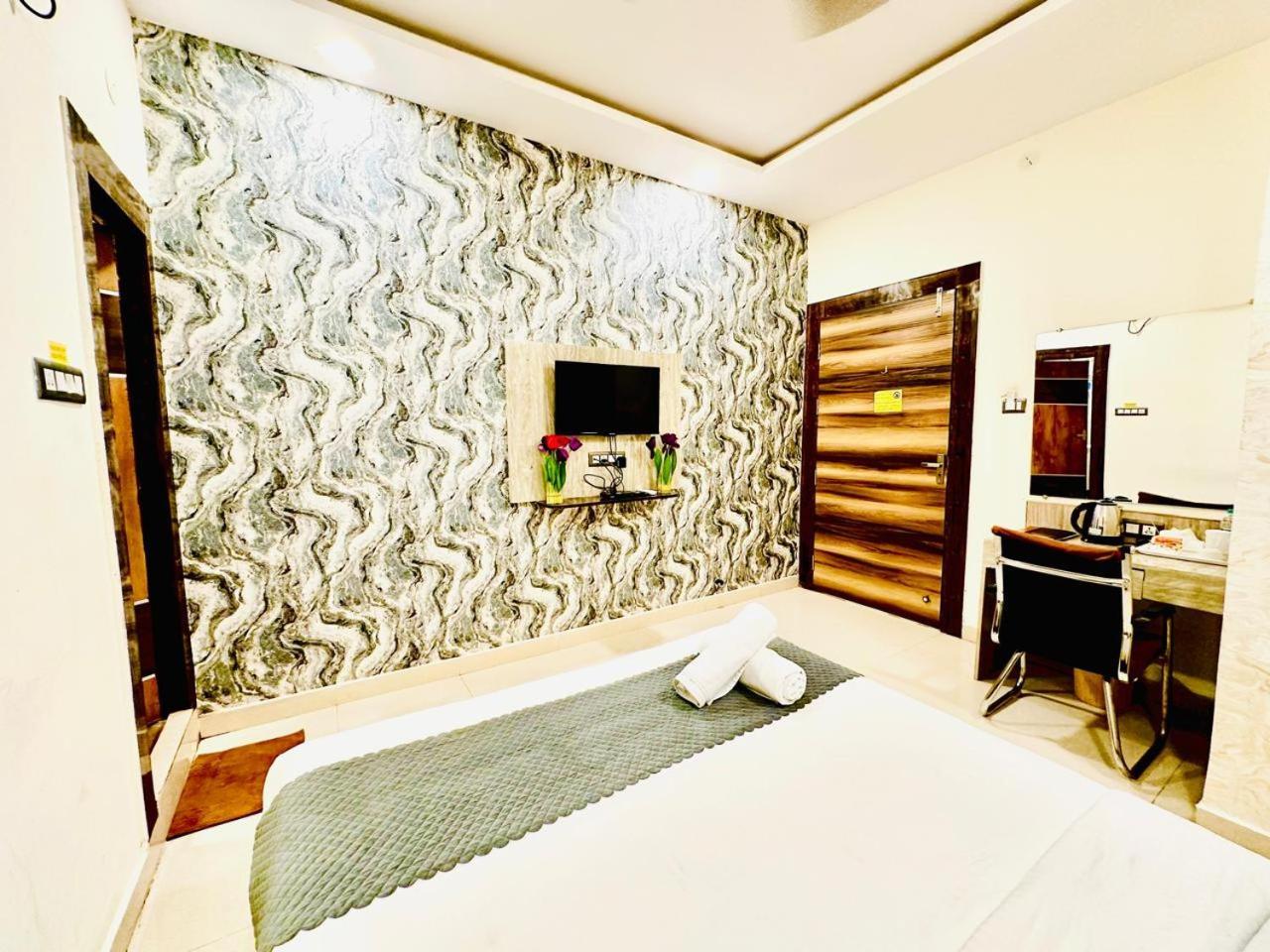Hotel Sky International- Airport Zone Hyderabad Shamshabad Bagian luar foto