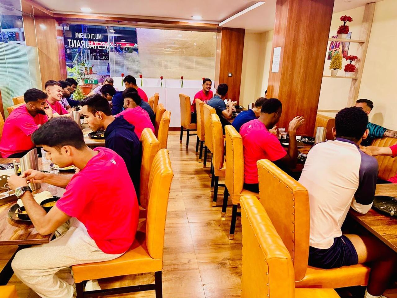 Hotel Sky International- Airport Zone Hyderabad Shamshabad Bagian luar foto