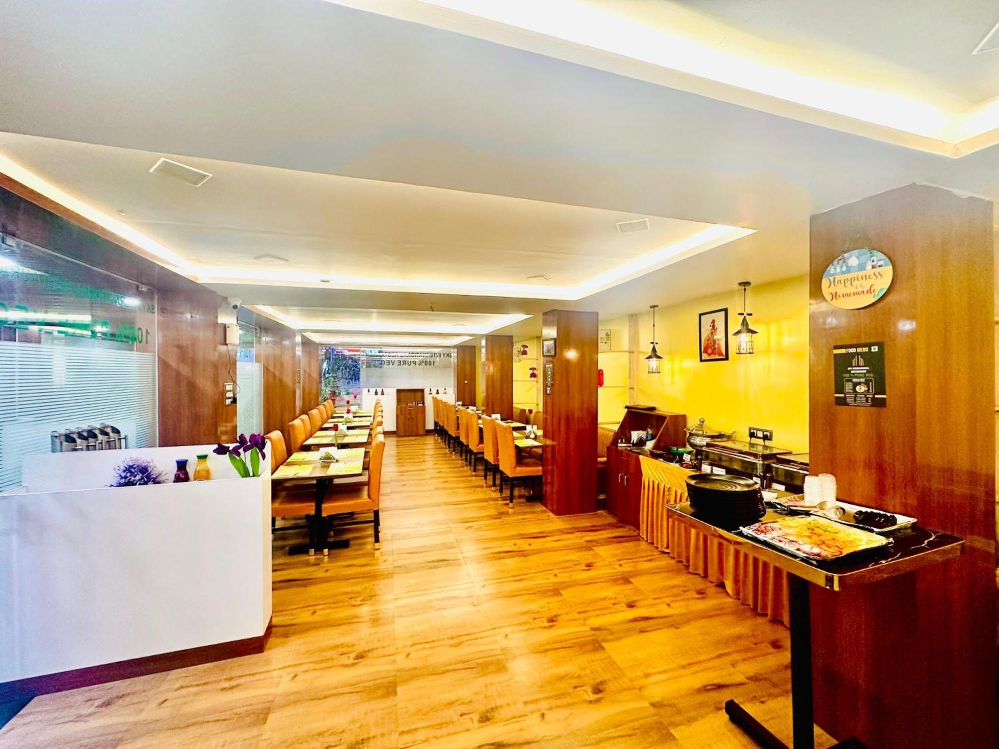 Hotel Sky International- Airport Zone Hyderabad Shamshabad Bagian luar foto